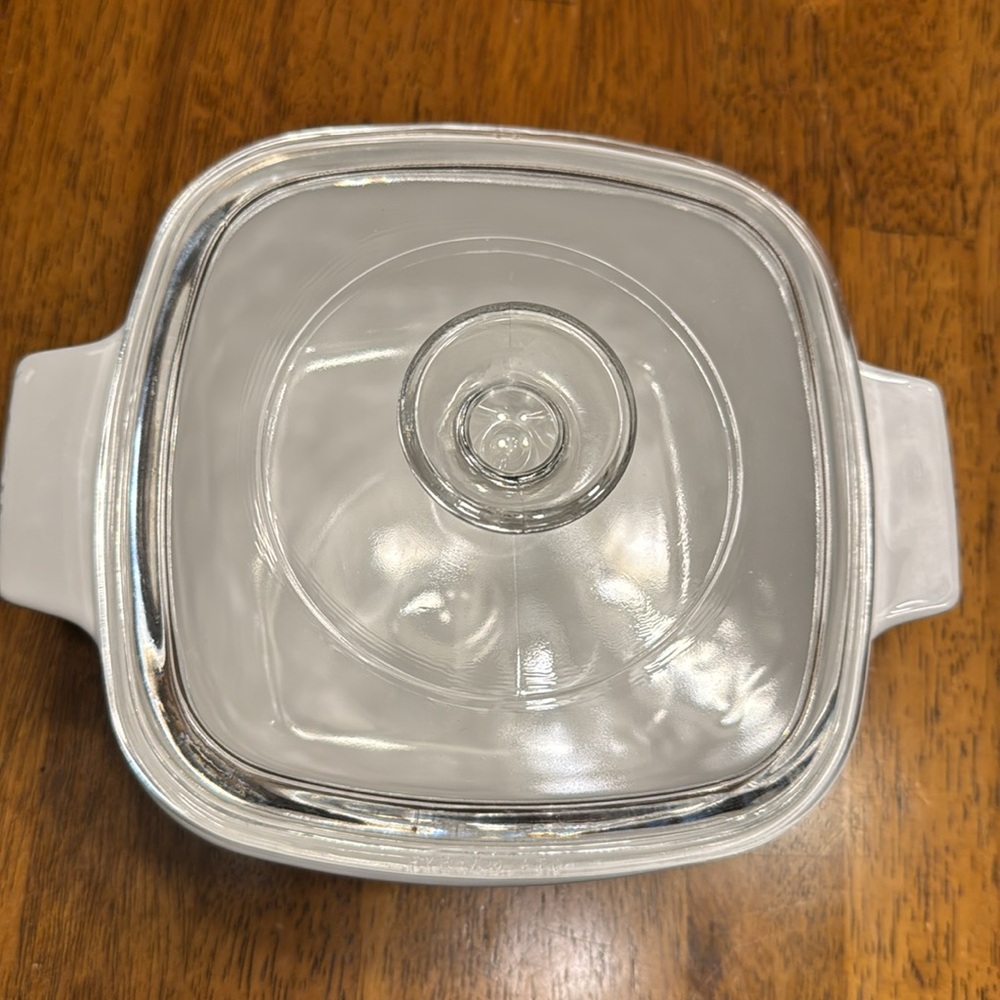 Vtg. 1980s Corning ware Cornflower Blue 1 1/2 quart casserole w/lid - Picture 5 of 8
